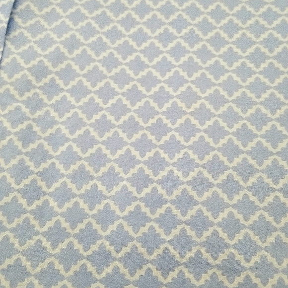 LL Bean Woman's Shirt - Picture 4 of 4